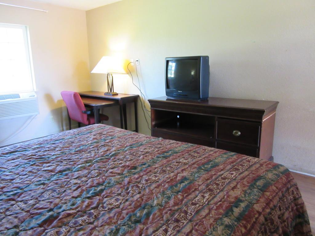 Hotel Bella Vista Inn And Suites Grand Prairie